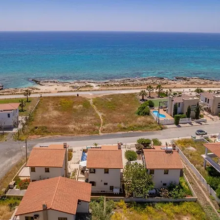 Sea View 3 Bedroom Villa *